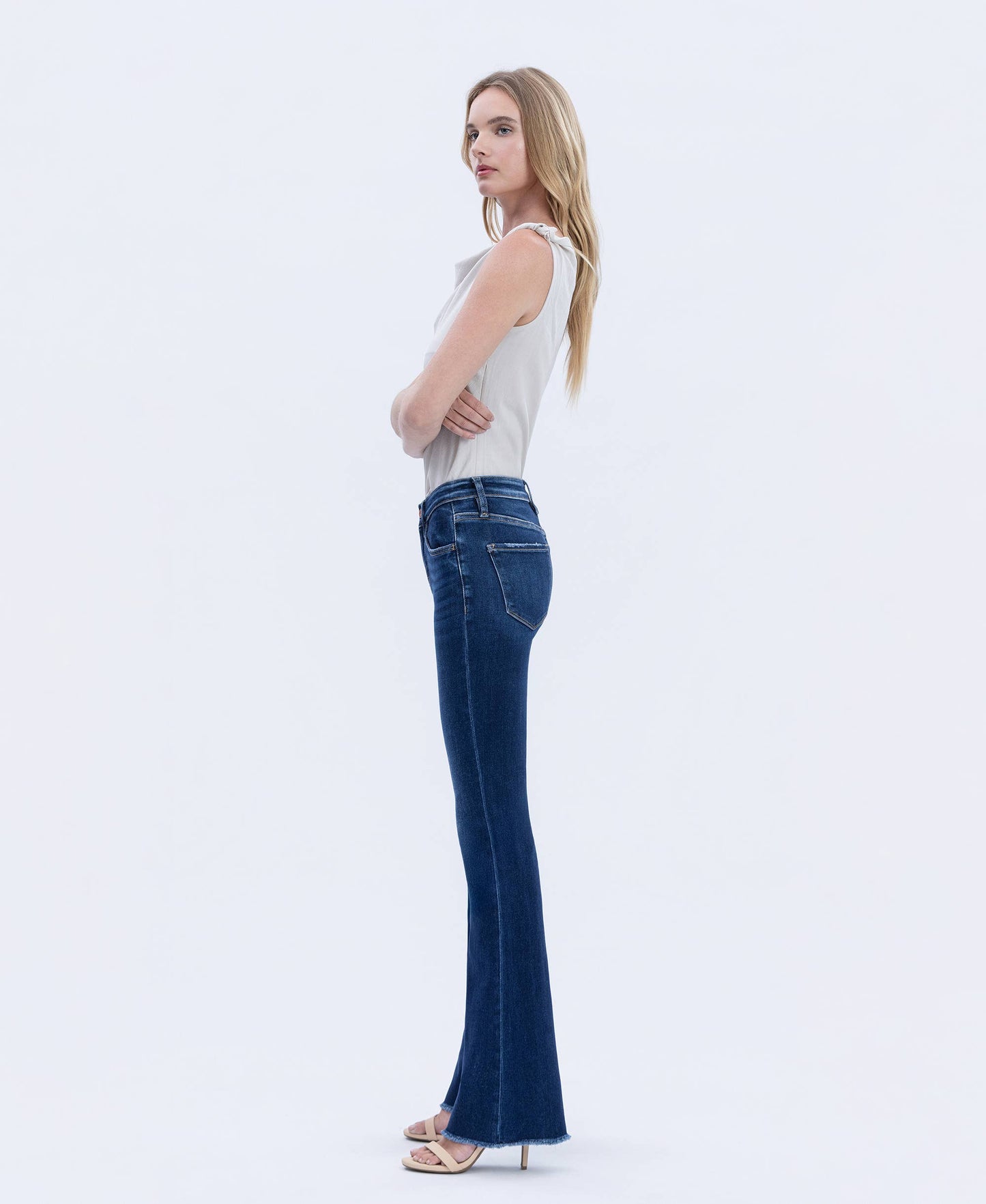 HIGH RISE RAW HEM DARK WASH BOOTCUT JEANS LV1202N