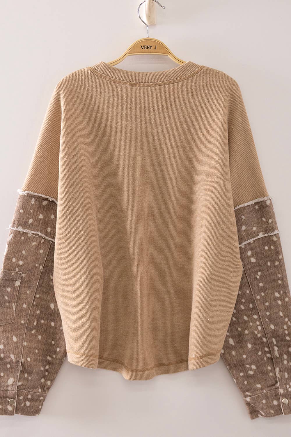 NT12808-Contrast Print Sleeve Thermal Top