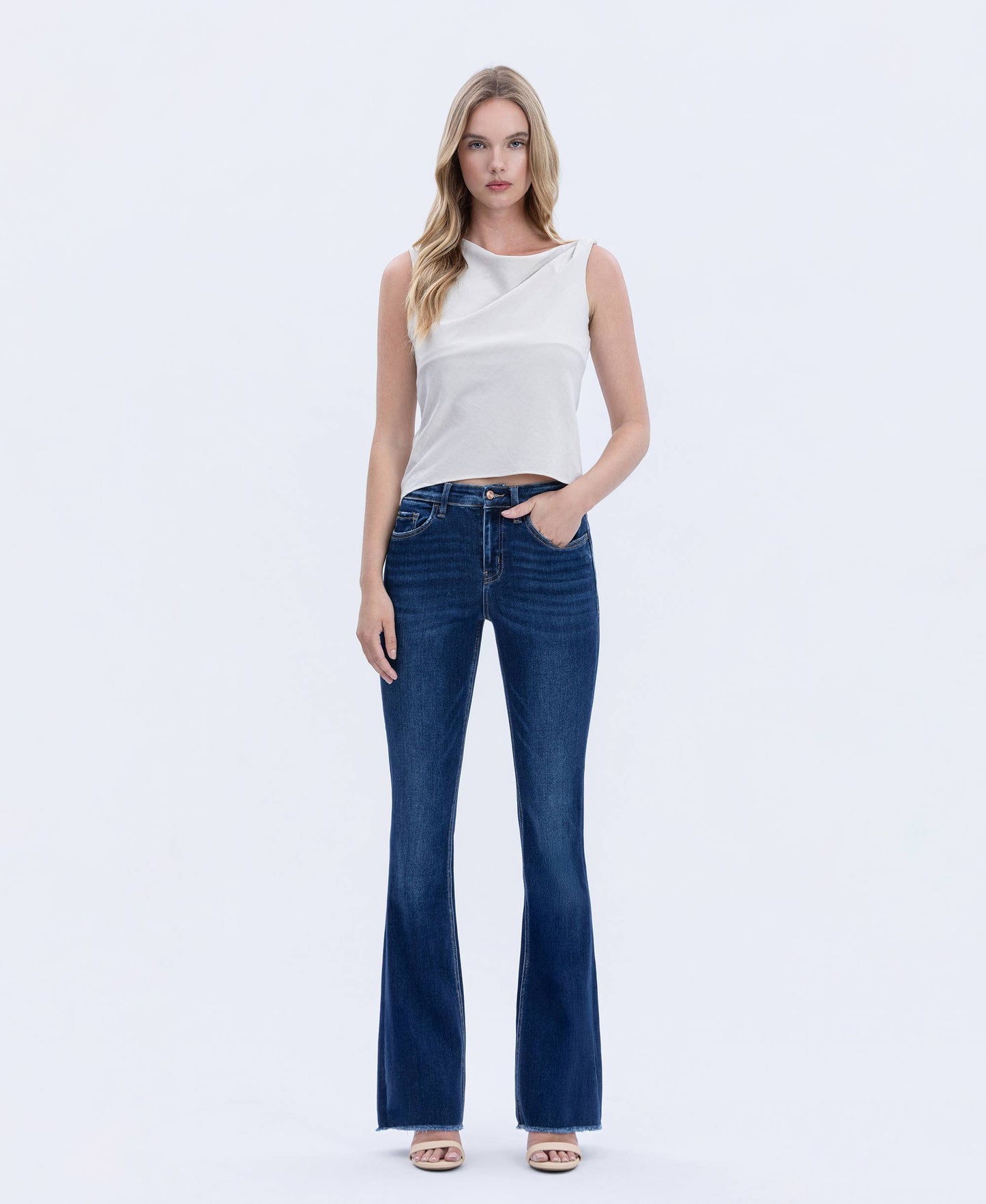HIGH RISE RAW HEM DARK WASH BOOTCUT JEANS LV1202N