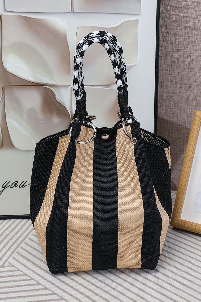 GEOMETRIC KNITTED BUCKET TOTE BAG