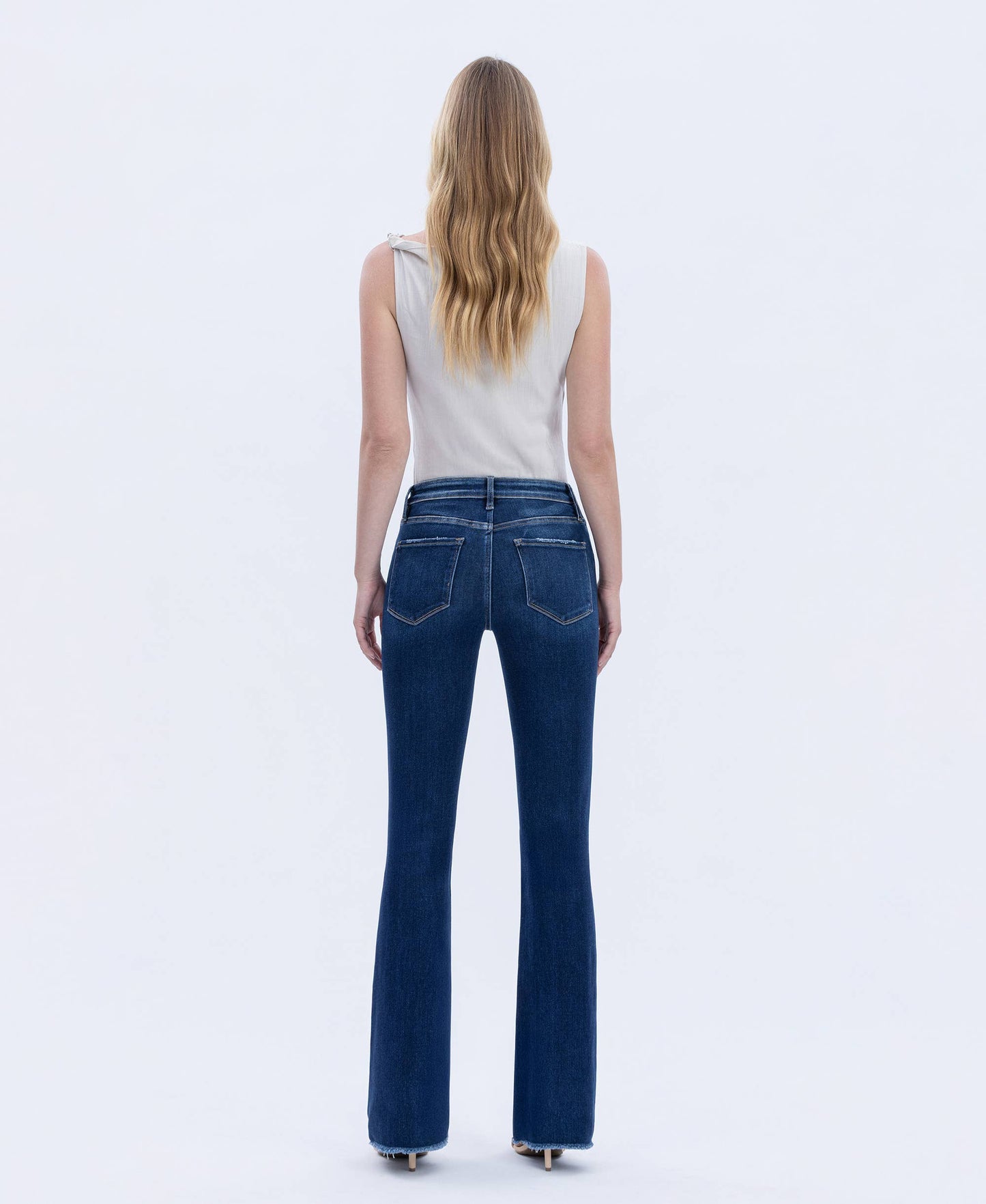 HIGH RISE RAW HEM DARK WASH BOOTCUT JEANS LV1202N