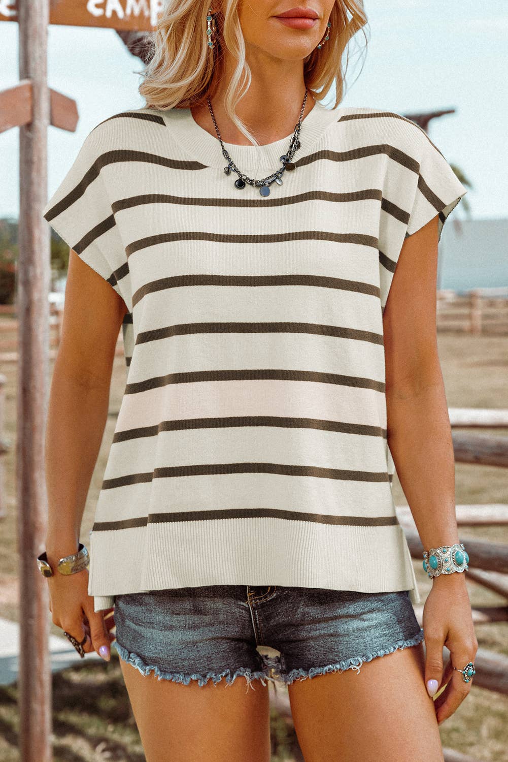 Fashion Stripe Side Slits Crewneck Short Sleeve Sweater Tee
