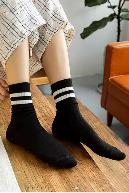 Woman Stripe Half Crew Throwback Cotton Socks